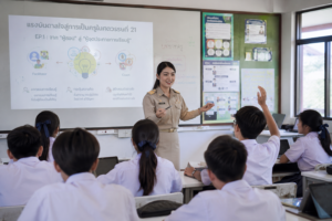 แรงบันดาลใจสู่การเป็นครูในศตวรรษที่ 21 จาก ผู้สอนสู่ผู้จุดประกายการเรียนรู้